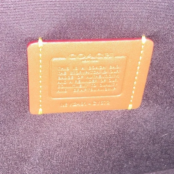 Coach Maggie Tote Bag In Signature Leather - Picture 6 of 7